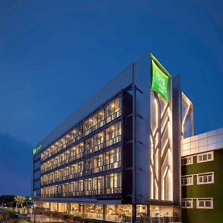 Ibis Styles Jakarta Sunter Eksteriør bilde