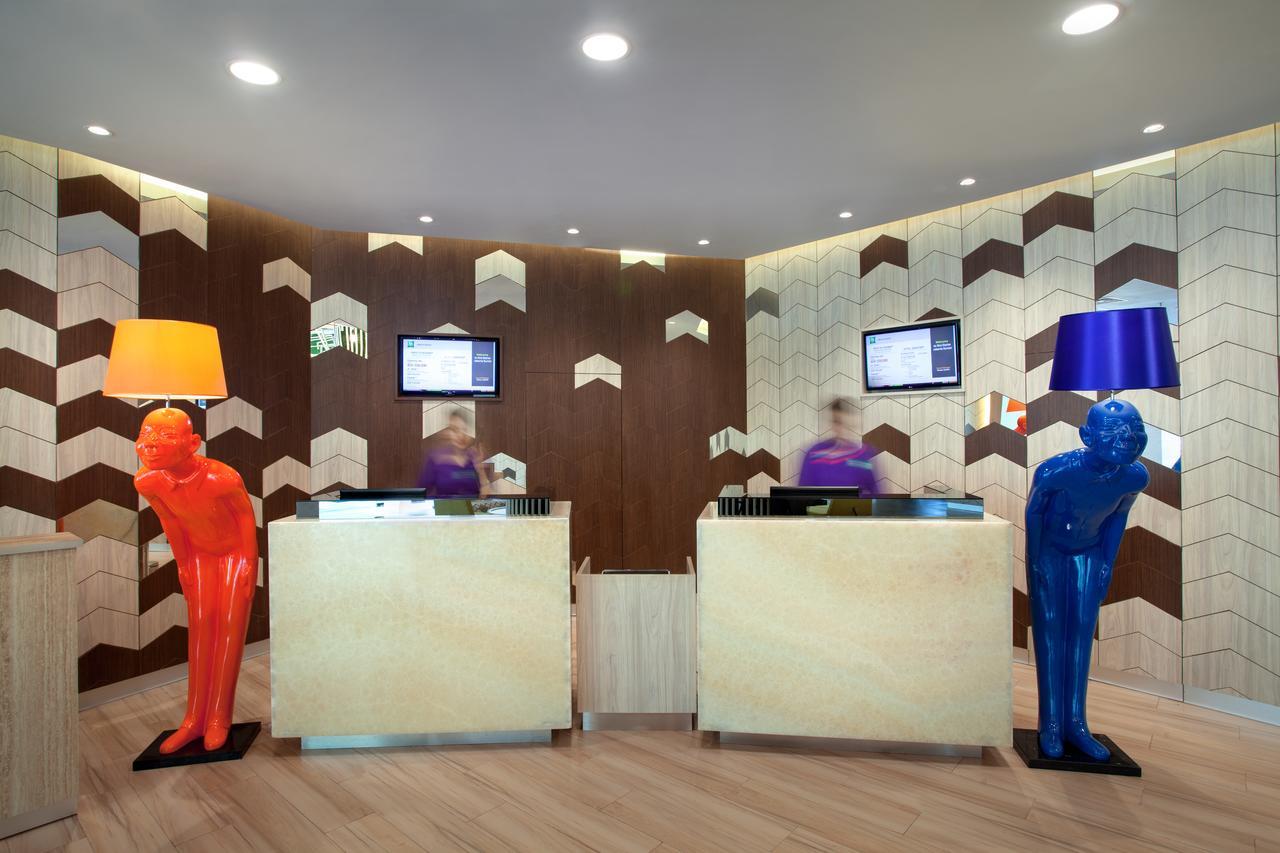Ibis Styles Jakarta Sunter Eksteriør bilde