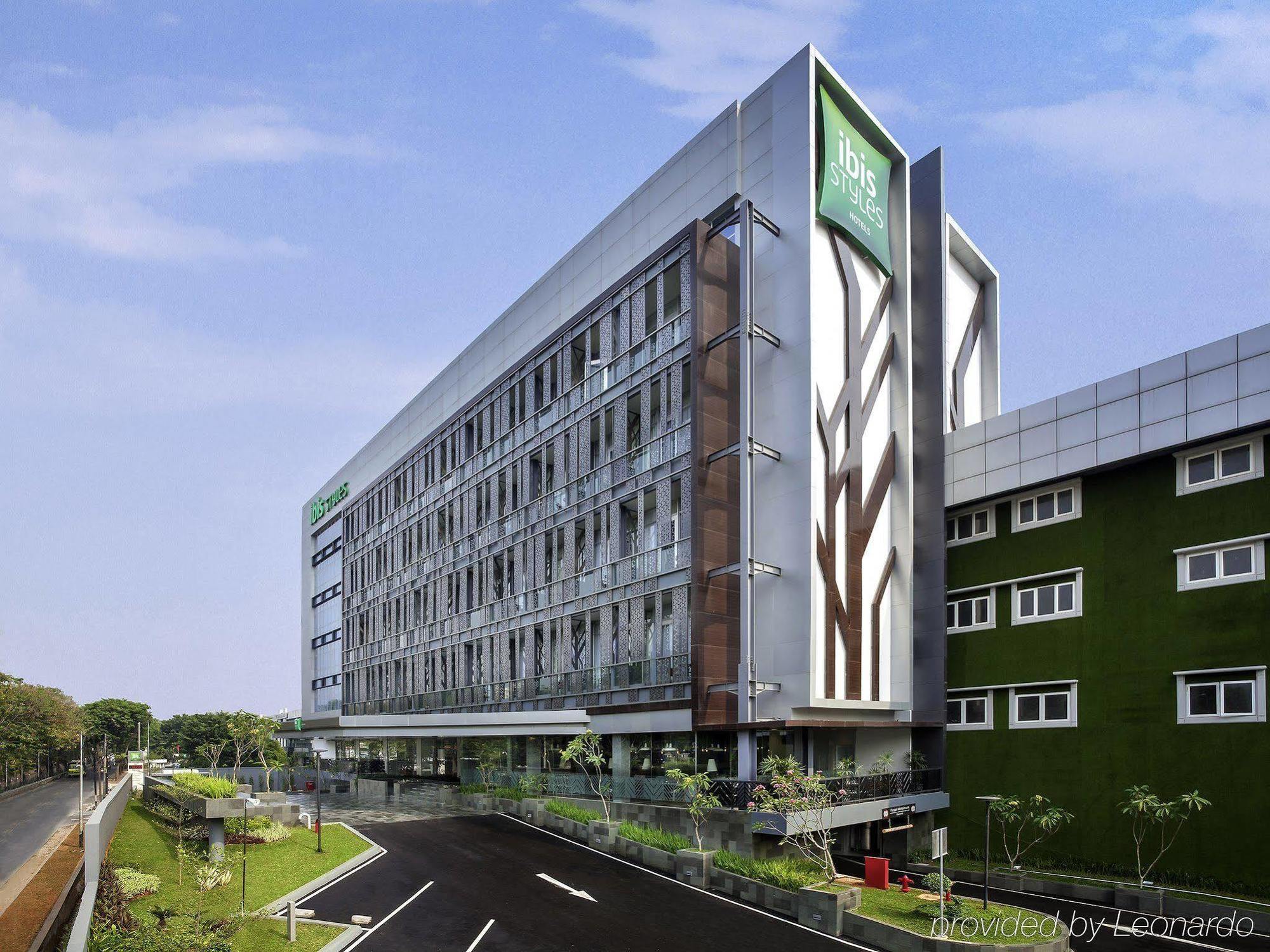 Ibis Styles Jakarta Sunter Eksteriør bilde